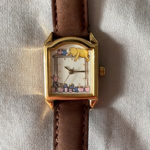 Disney Classic Pooh Watch
